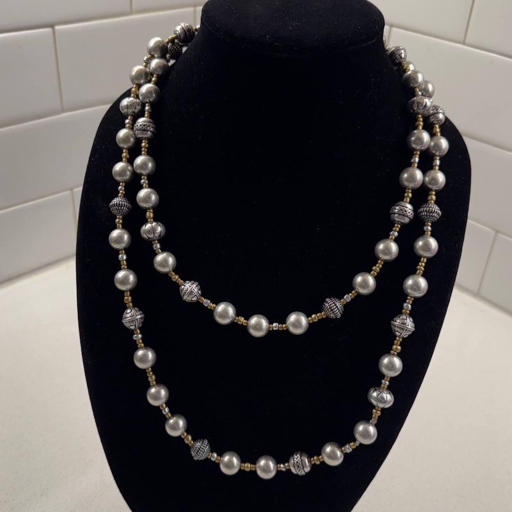 Metallic Silver Tone Bead Necklace